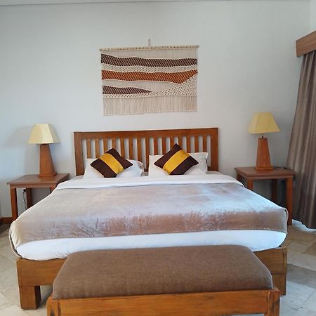 Nirmala Hotel Jimbaran Extérieur photo